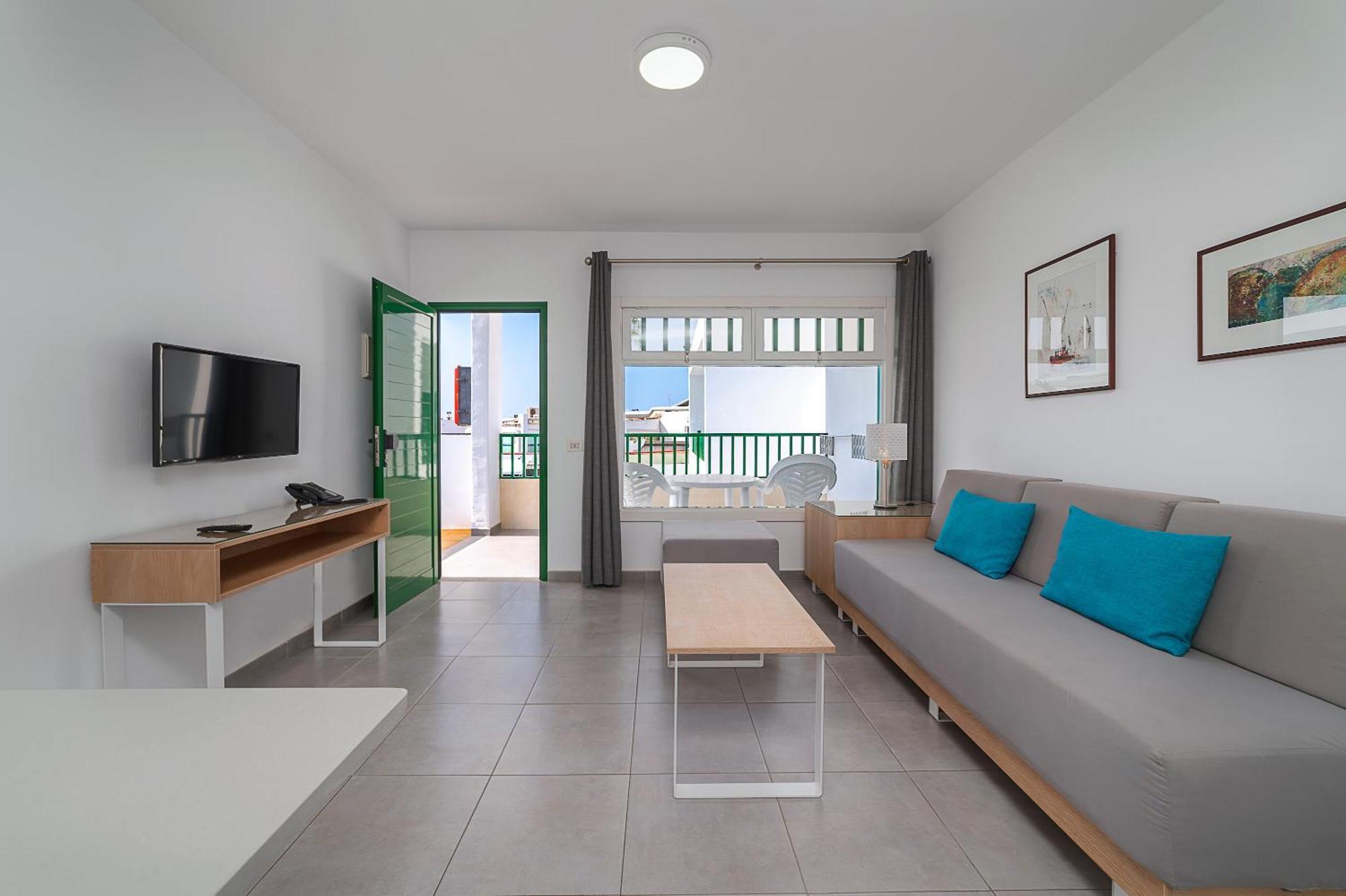 Apartamentos Elena Puerto del Carmen  Esterno foto